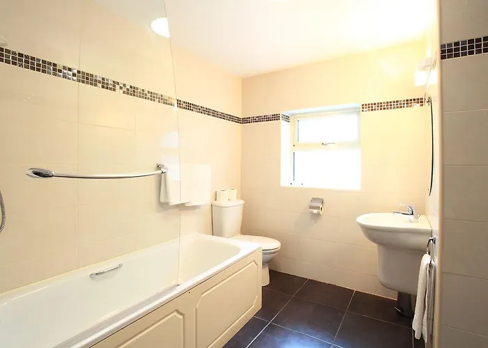 O'donnabhain's 3* Kenmare